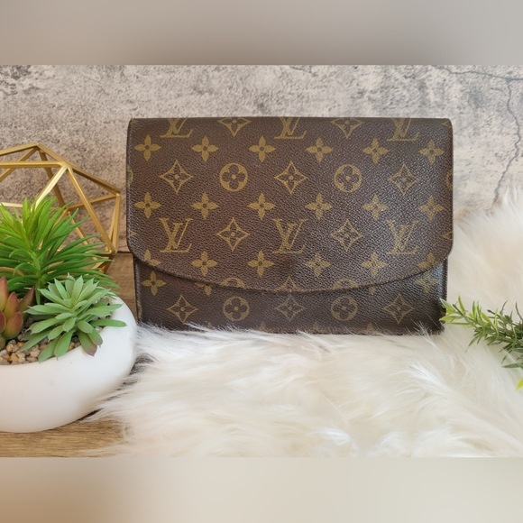 Louis Vuitton Handbags - SOLD Vintage Louis Vuitton Monogram Rabat 23 Clutch